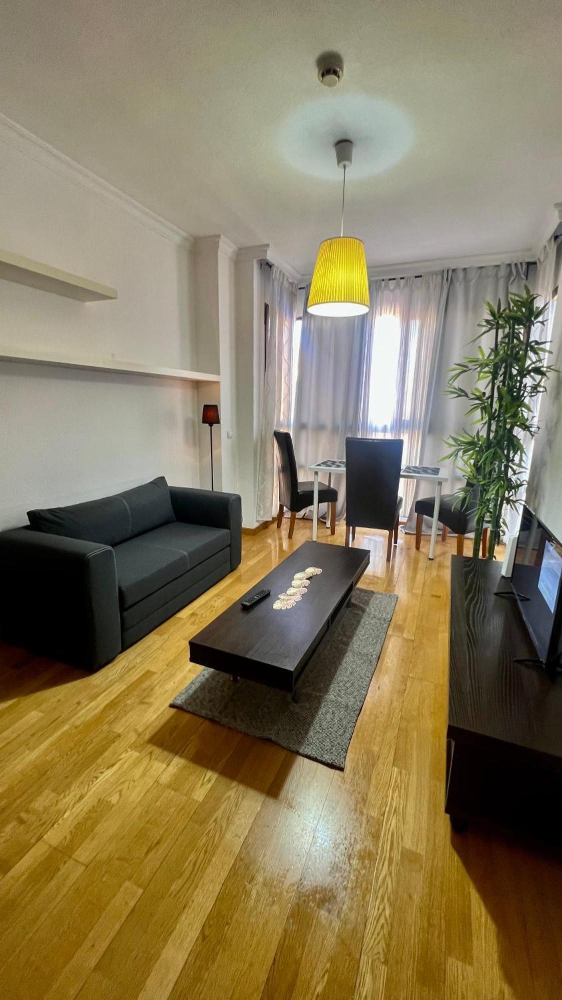Deyanira Suite, Aeropuerto, Ifema Madrid Eksteriør billede