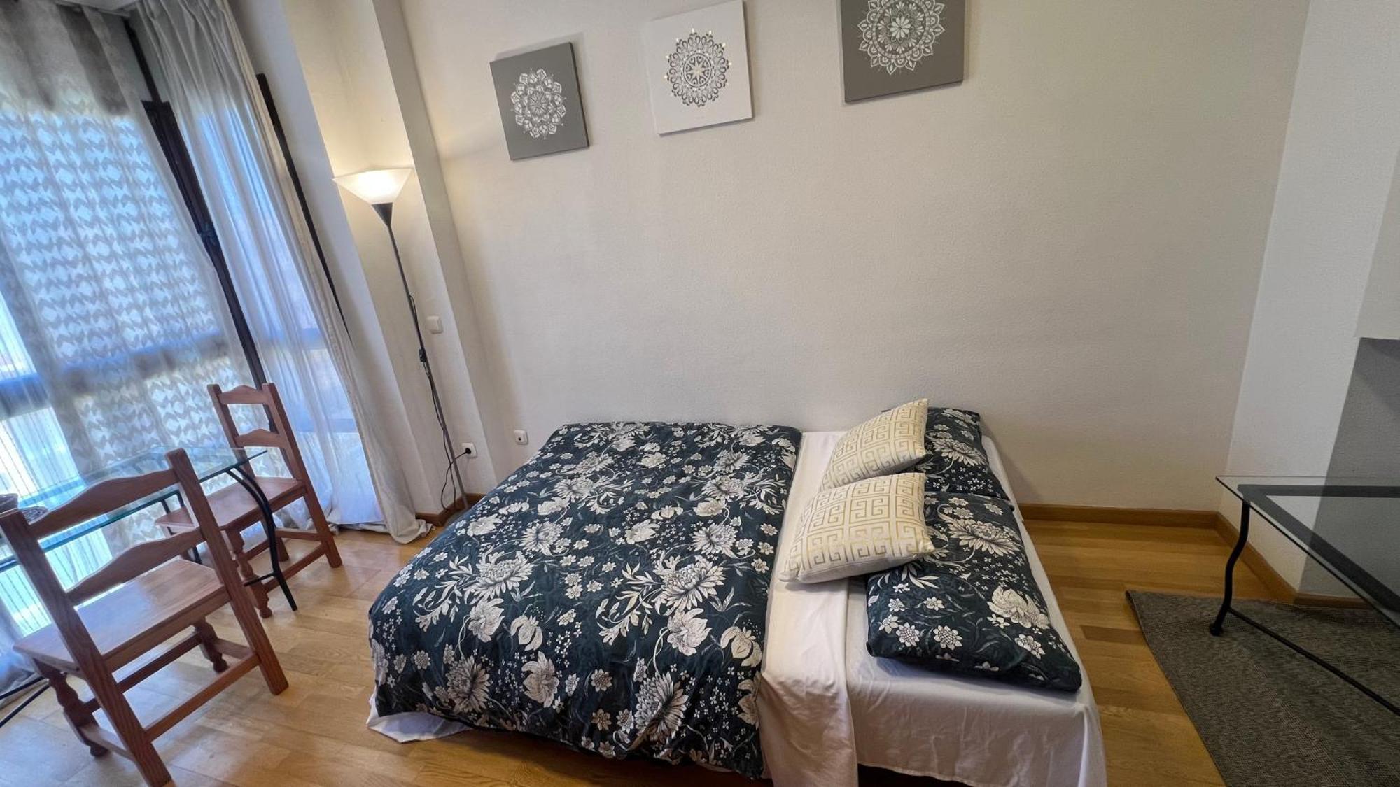 Deyanira Suite, Aeropuerto, Ifema Madrid Eksteriør billede